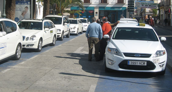 parada taxi Nerja calle La Ermita