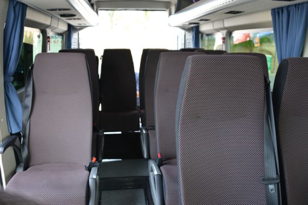 Interior Mini Bus transfer, plano de asientos